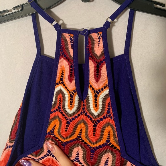 Halter blouse - Picture 4 of 5